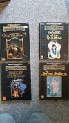 Forgotten Realms-Spielleiter-Lore-Bücher.jpg